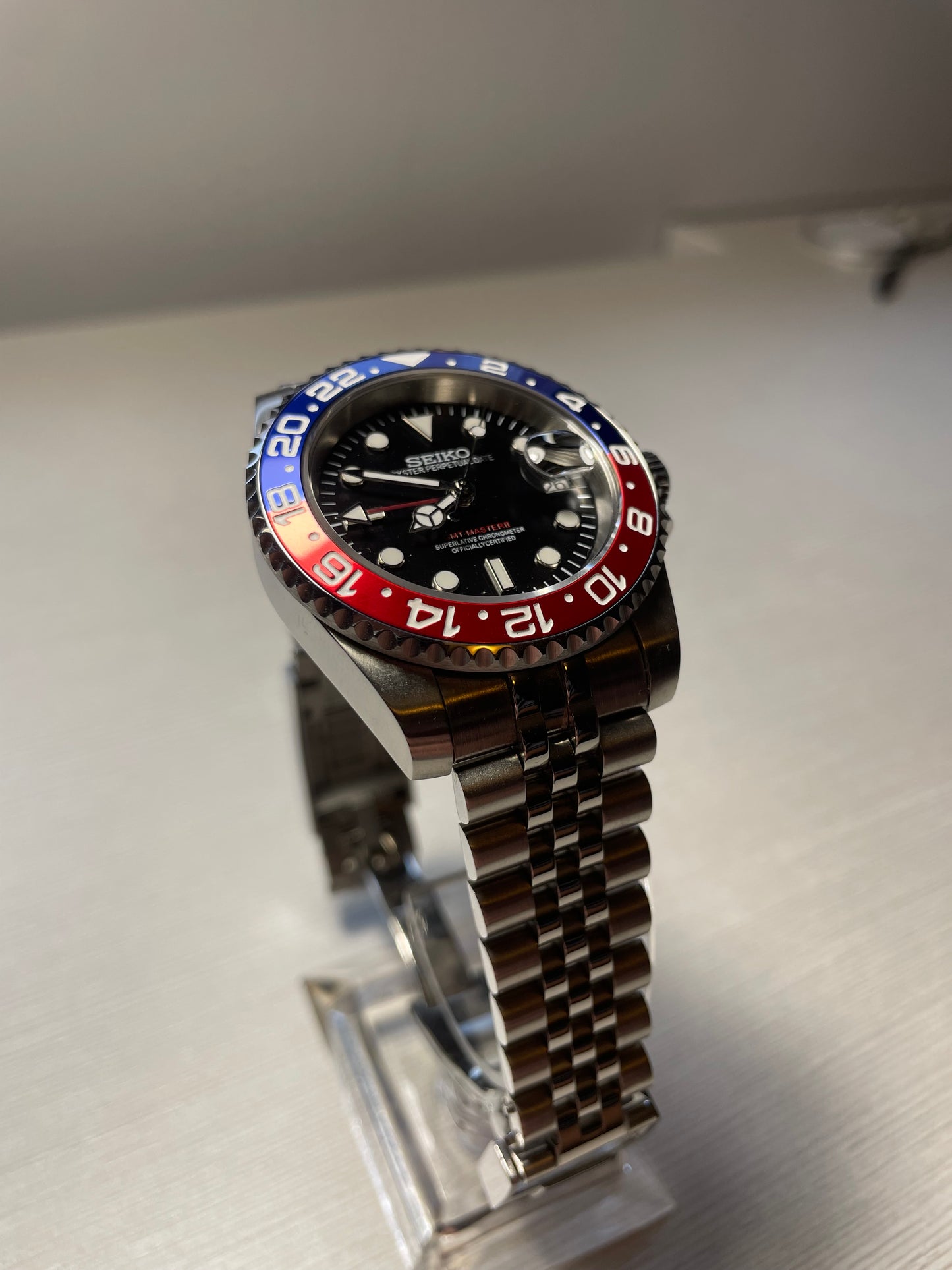 Seiko Mod GMT Master II "Pepsi"