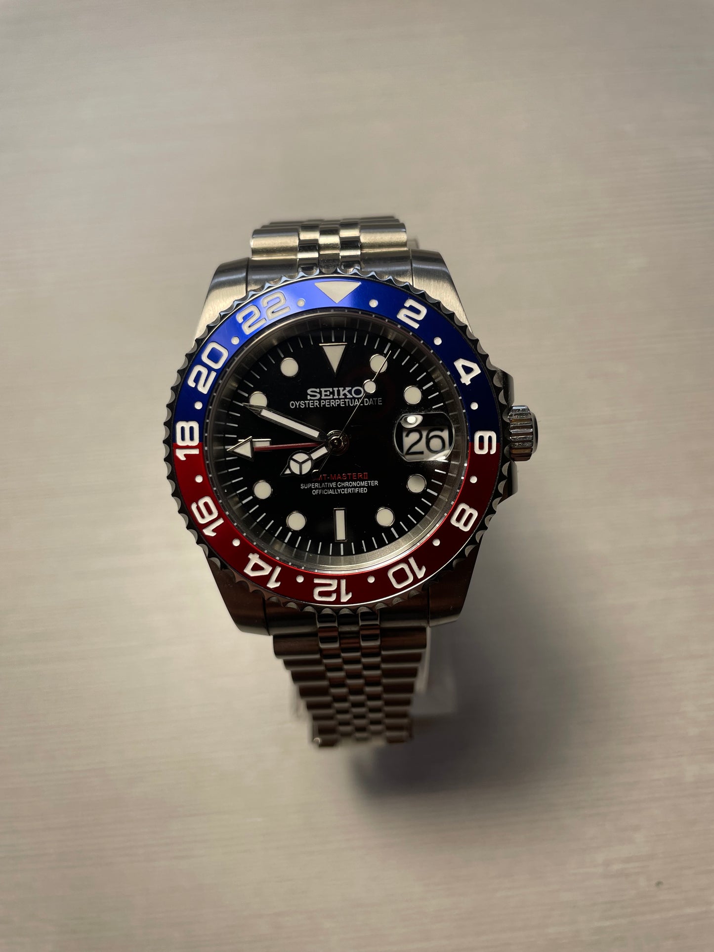 Seiko Mod GMT Master II "Pepsi"