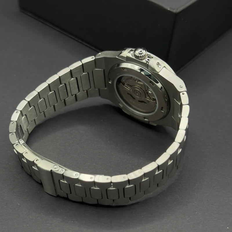 Seiko Mod Nautilus Negro "Open Heart"