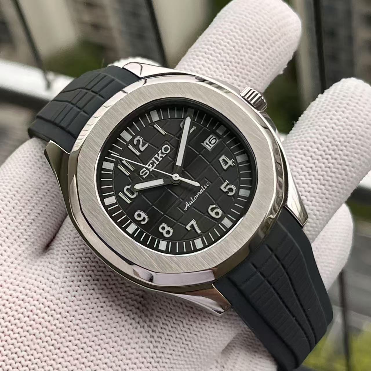 Seiko Mod Aquanaut Black